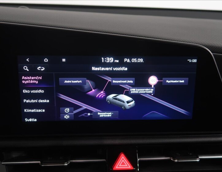 KIA Niro CUV / Crossover 1,6 l 95 kw
