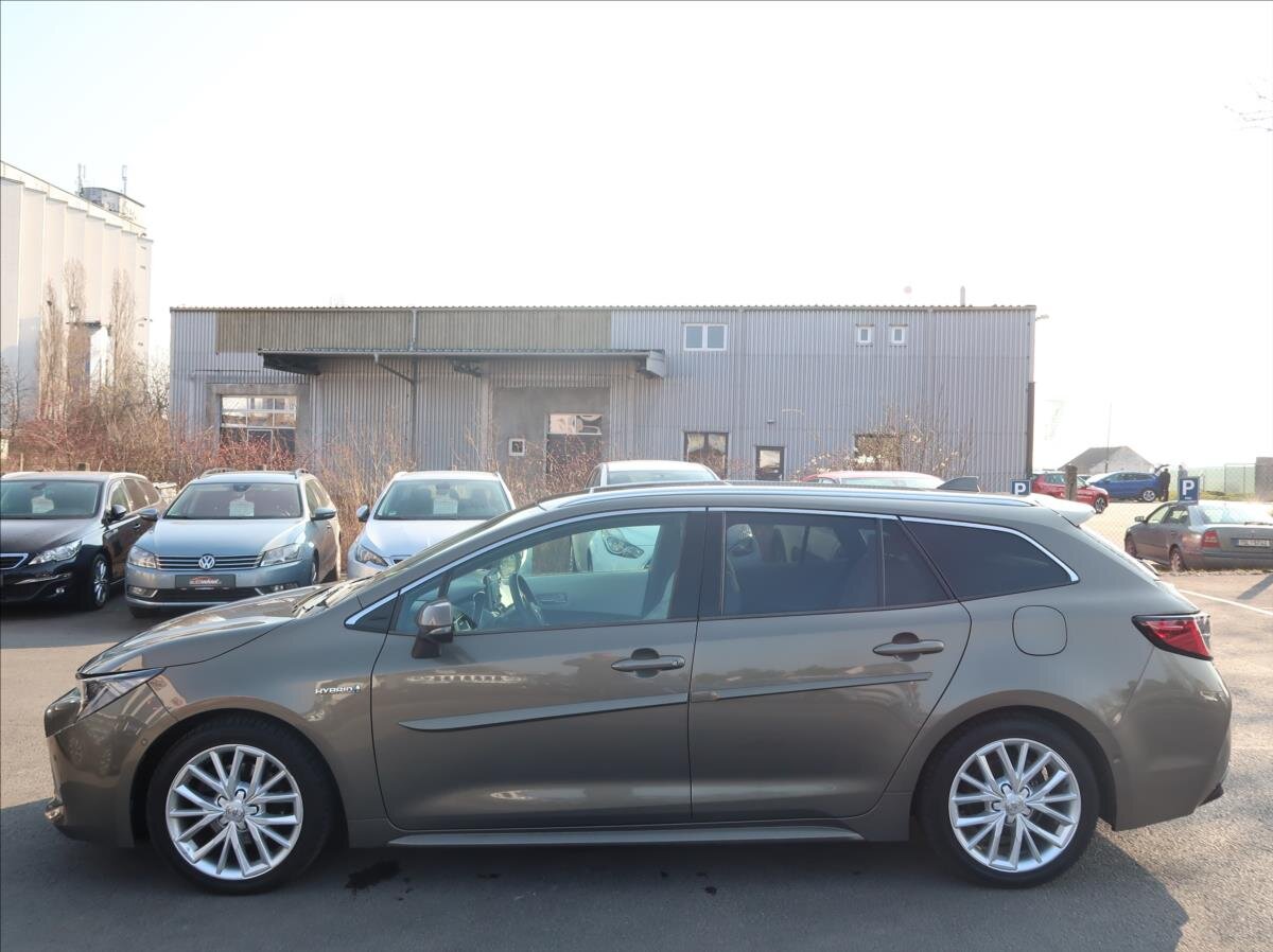 Toyota Corolla Kombi 2,0 l 132 kw