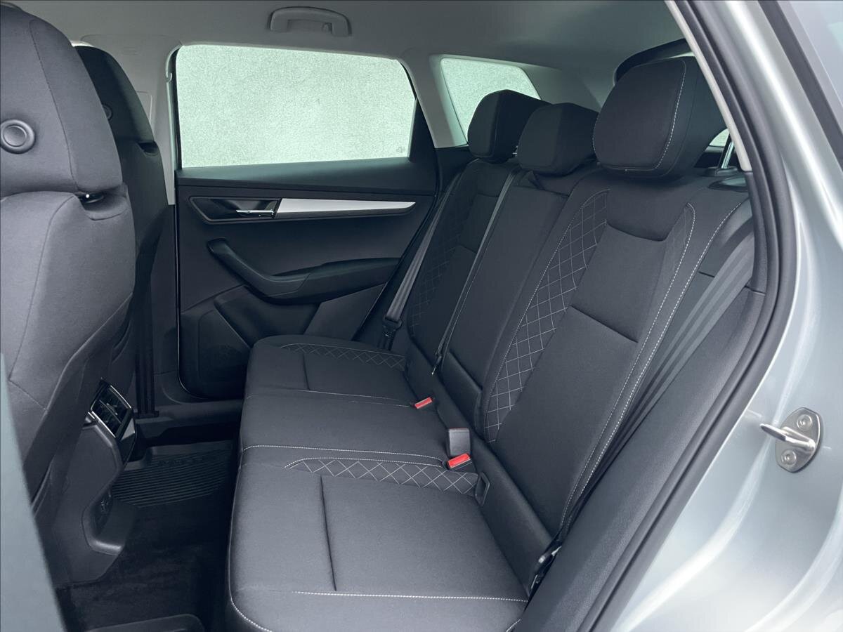 Škoda Karoq SUV 999,0 81 kw