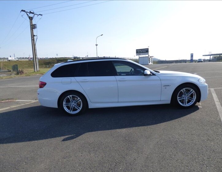 BMW Řada 5 Kombi 2,0 l 160 kw