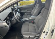 Toyota C-HR SUV / Terénní 1,8 l 72 kw