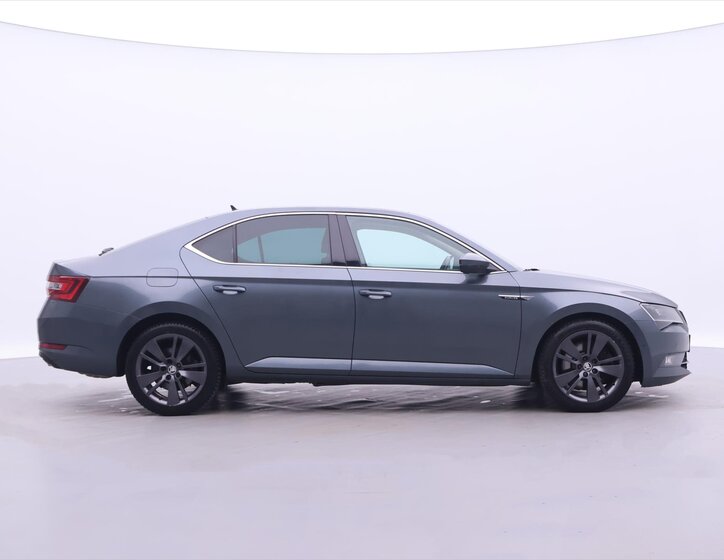 Škoda Superb Liftback 2,0 l 206 kw