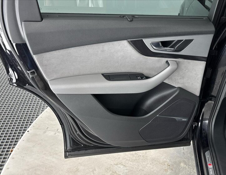 Audi Q7 SUV / Terénní 3,0 l 200 kw