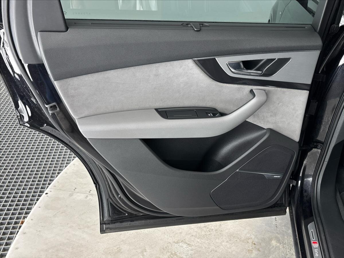 Audi Q7 SUV / Terénní 3,0 l 200 kw