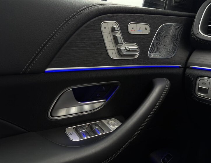 Mercedes-Benz GLE 18