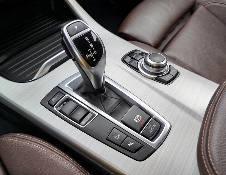 BMW X3 SUV / Terénní 3,0 l 190 kw