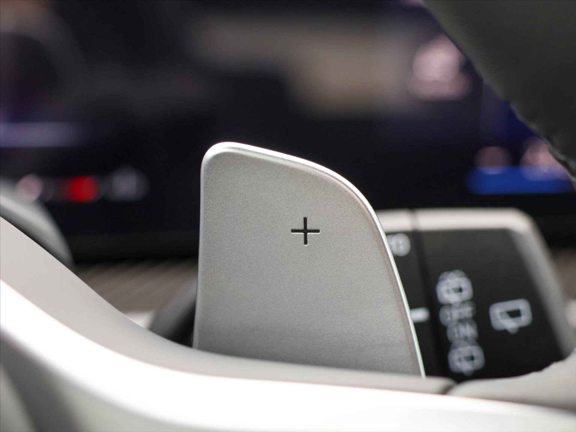 BMW X5 SUV / Terénní 3,0 l 259 kw