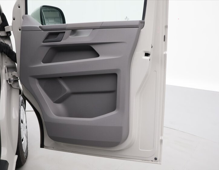 Volkswagen Transporter 13