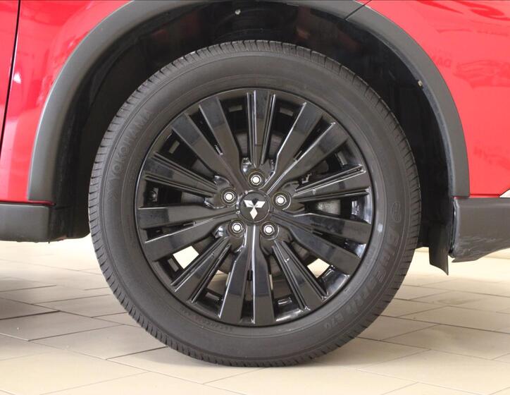 Mitsubishi Outlander 34