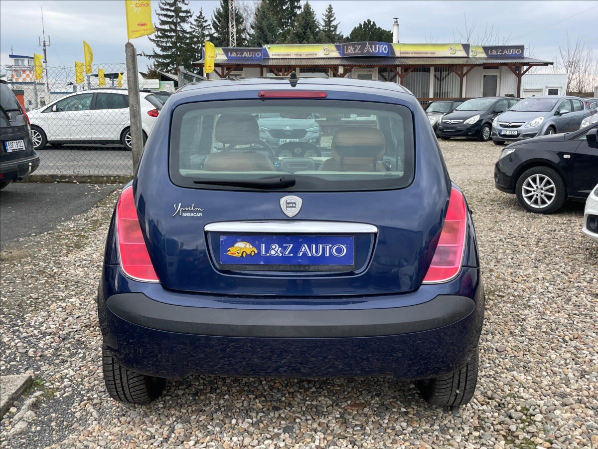 Lancia Y Hatchback 1,2 l 59 kw