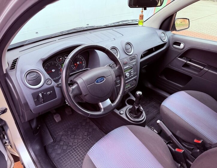 Ford Fusion Hatchback 1,4 l 59 kw