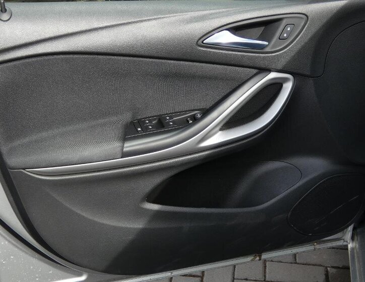 Opel Astra Kombi 1,5 l 90 kw