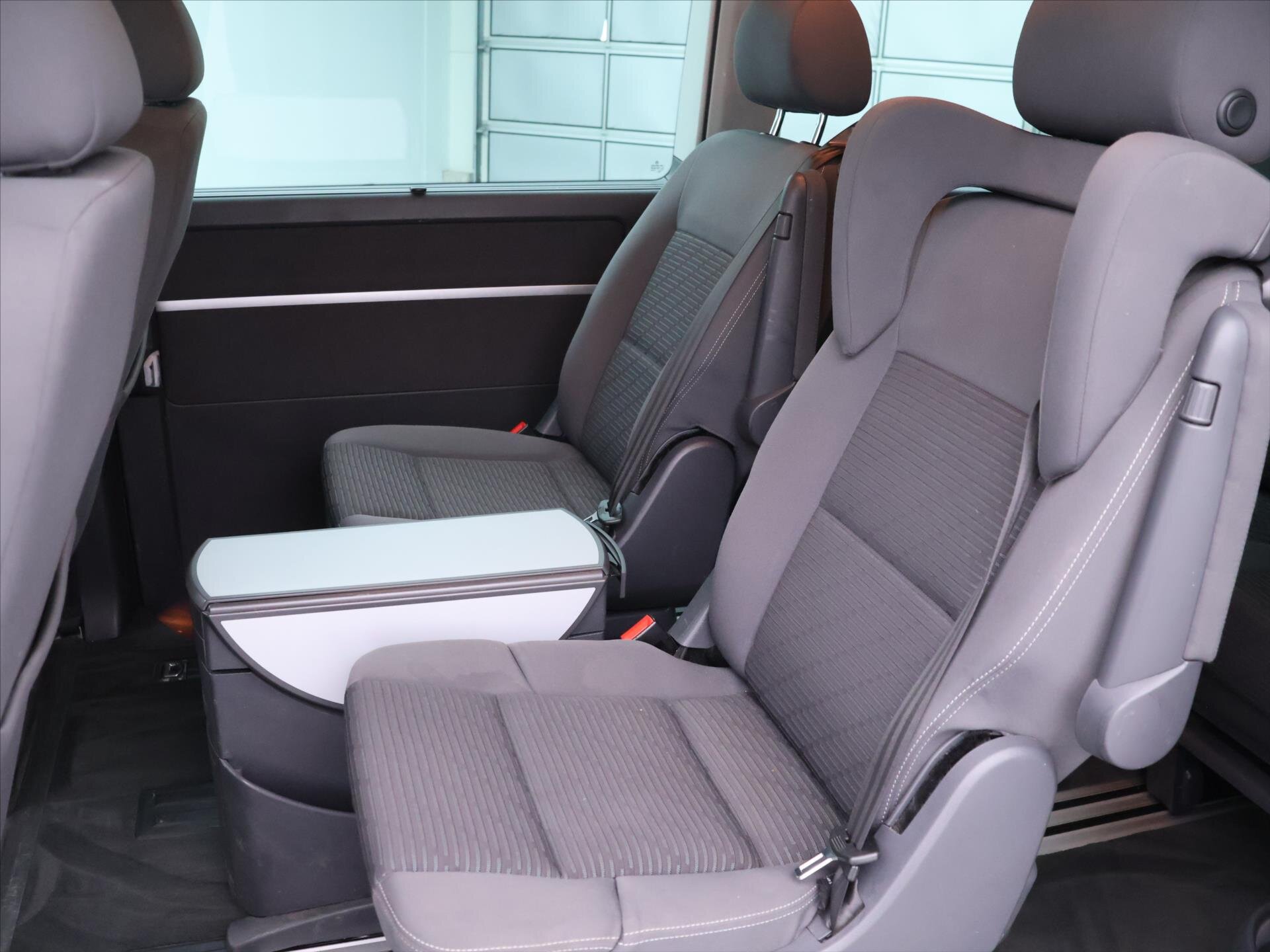 Volkswagen Multivan Kombi 2,0 l 103 kw