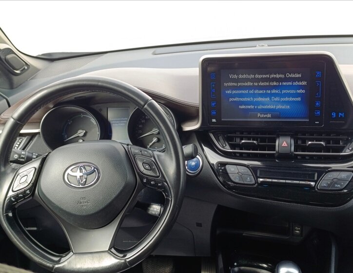 Toyota C-HR Hatchback 1,8 l 72 kw