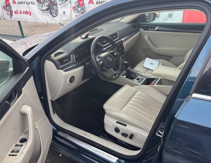 Škoda Superb Kombi 2,0 l 110 kw