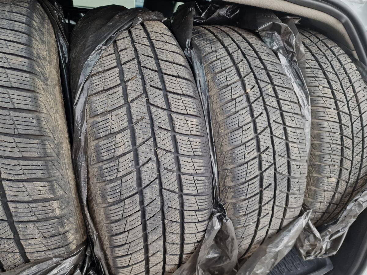 Dacia Duster SUV / Terénní 1,5 l 85 kw