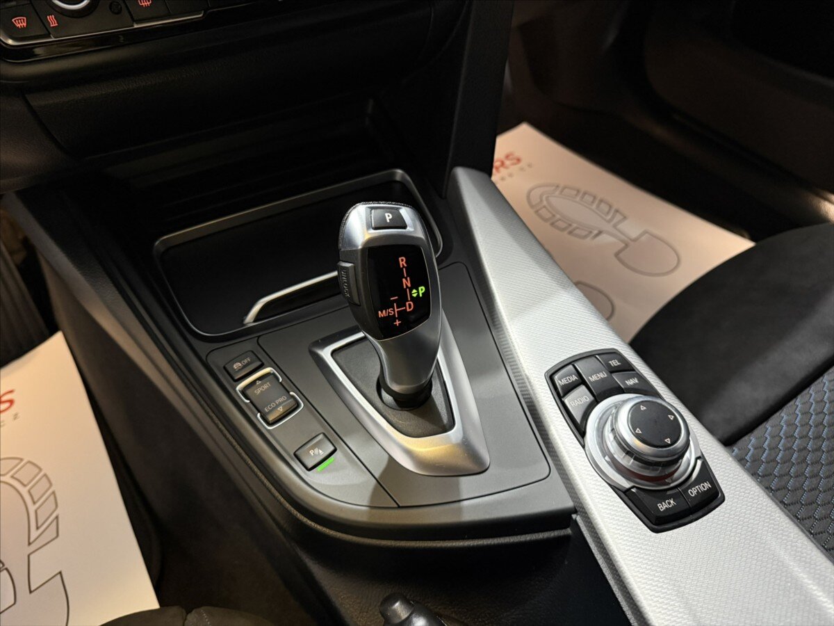 BMW Řada 4 Sedan / Limuzína 2,0 l 135 kw