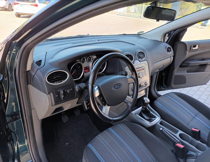 Ford Focus Hatchback 1,4 l 59 kw