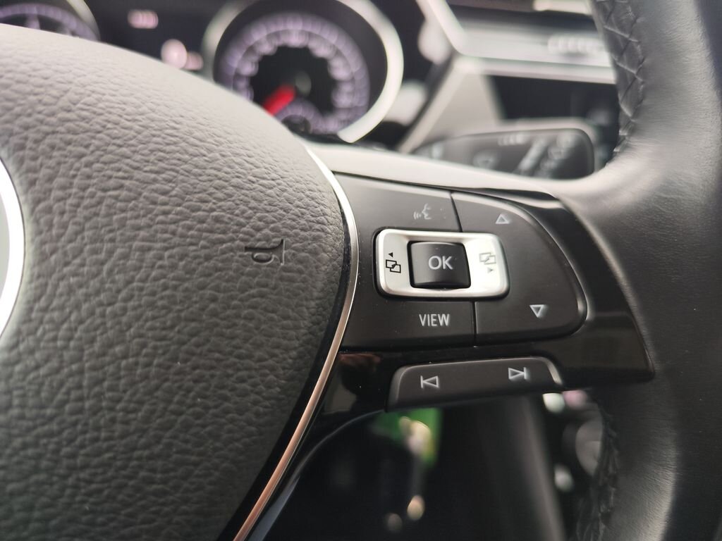 Volkswagen Touran MPV 1,5 l 110 kw