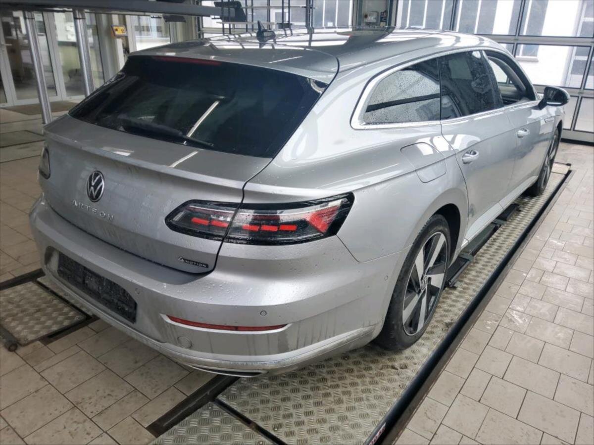 Volkswagen Arteon Kombi 2,0 l 147 kw