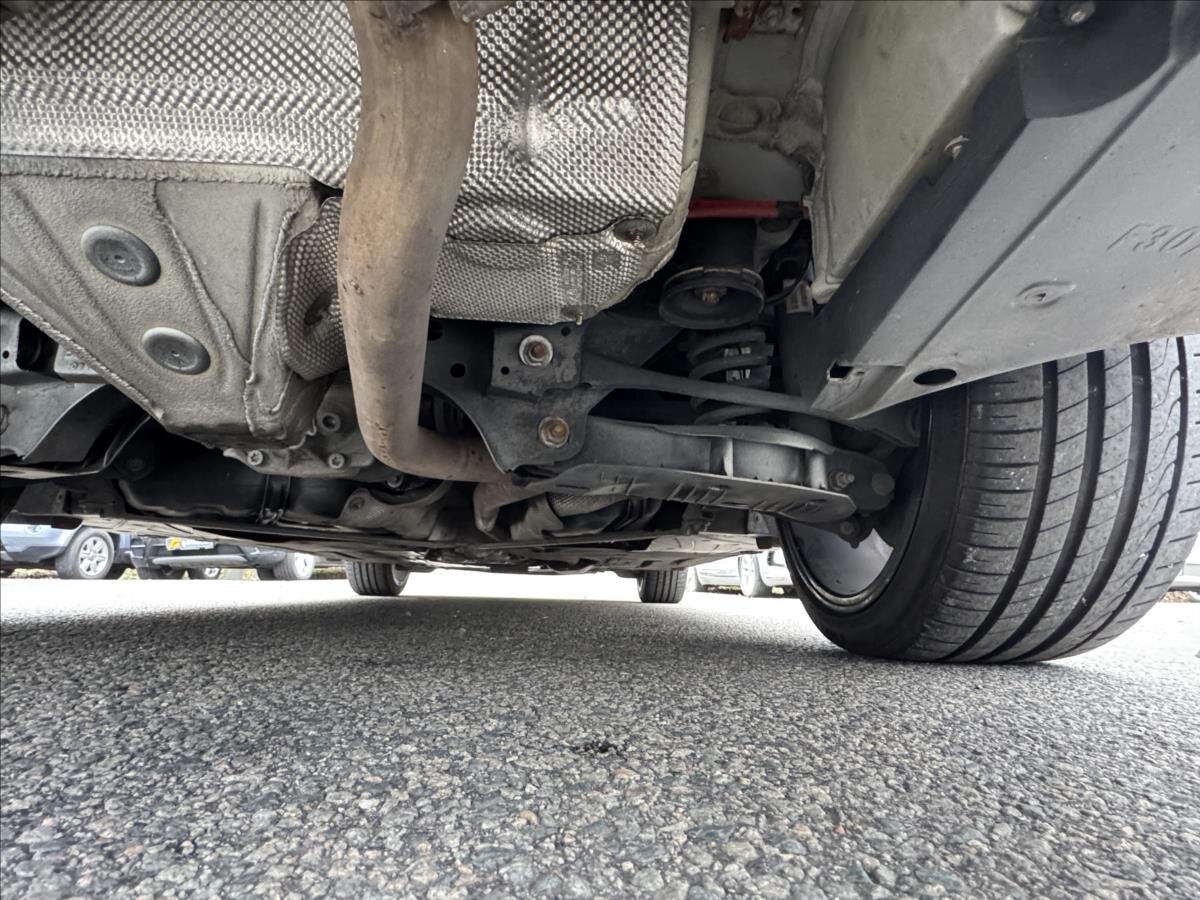 BMW Řada 3 Kombi 2,0 l 105 kw