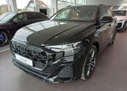 Audi Q8 SUV / Terénní 3,0 l 210 kw