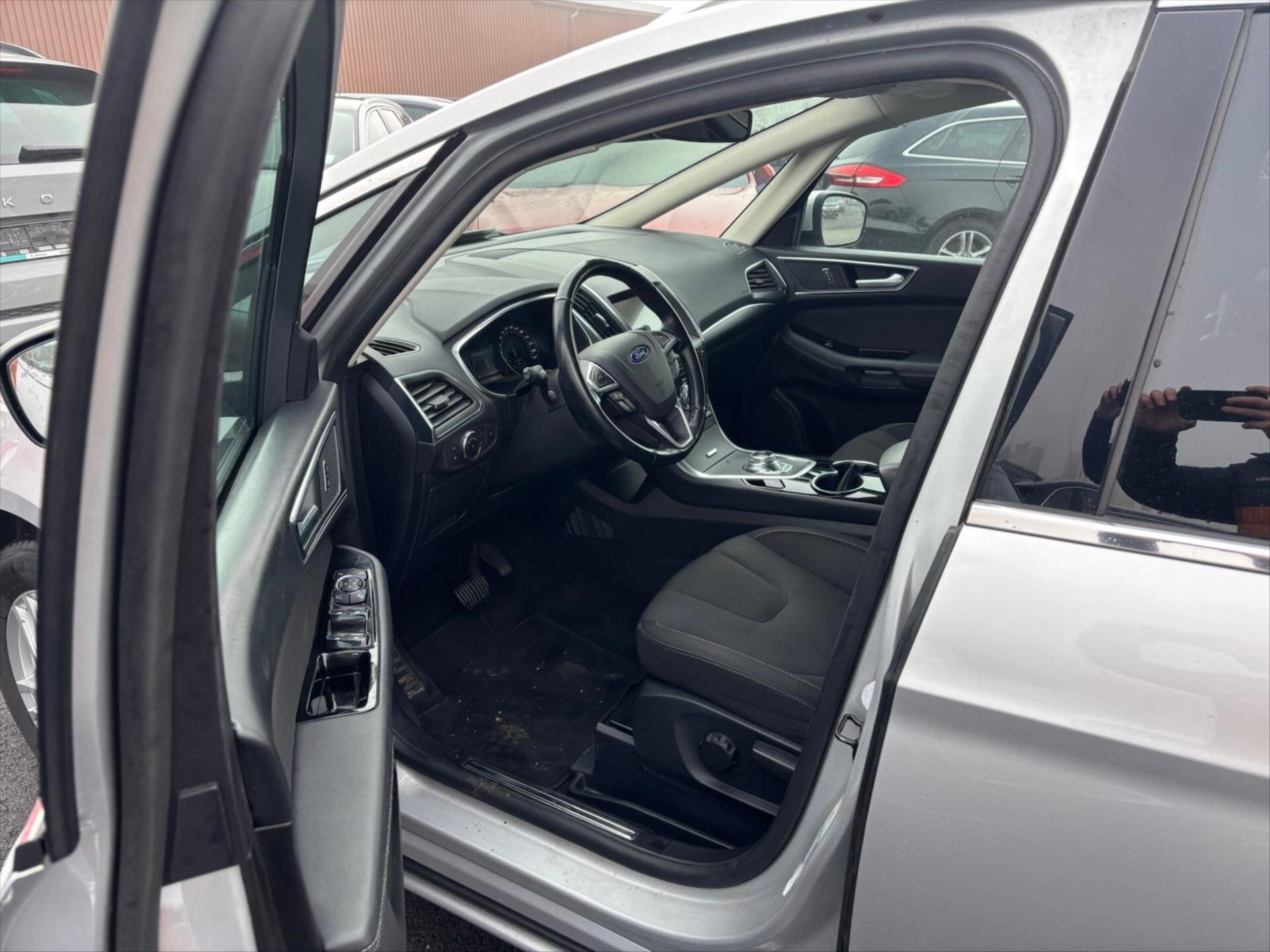 Ford S-MAX MPV 2,0 l 110 kw