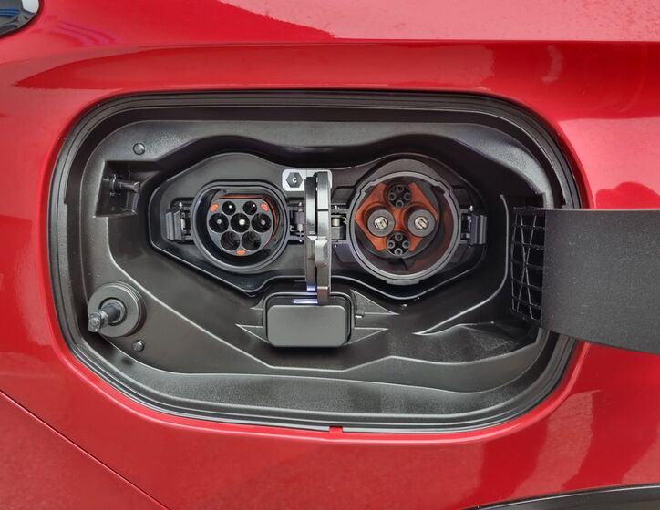 Mitsubishi Outlander 24