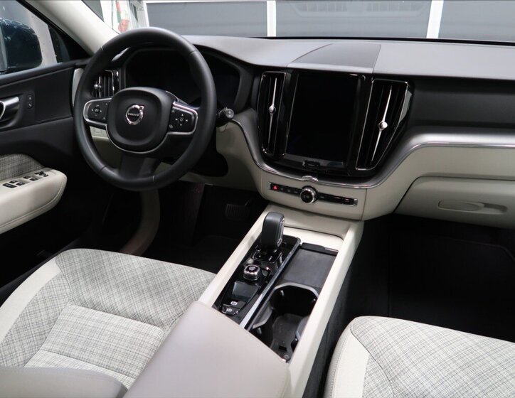 Volvo XC60 SUV 2,0 l 145 kw