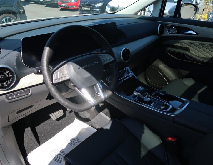 Dongfeng U-Tour MPV 1,5 l 130 kw