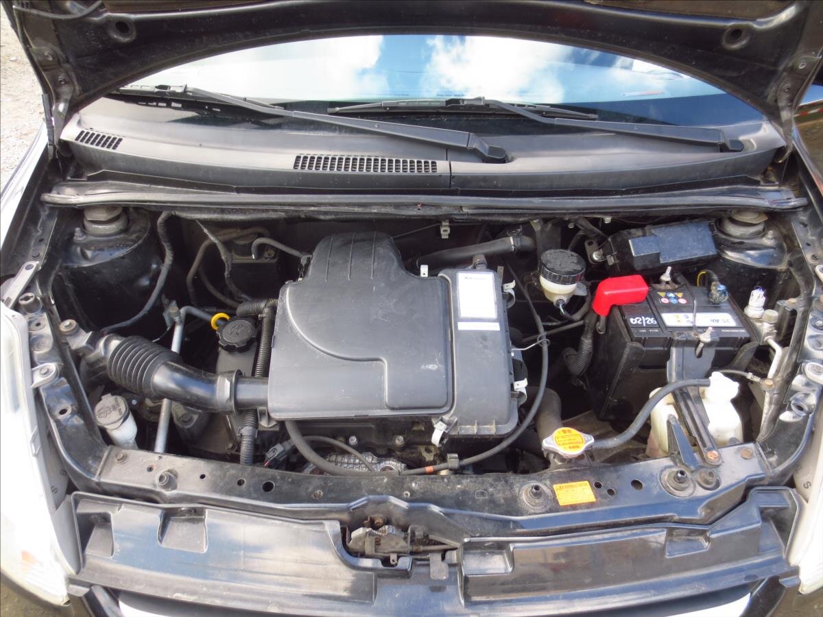 Subaru Justy Hatchback 998,0 51 kw