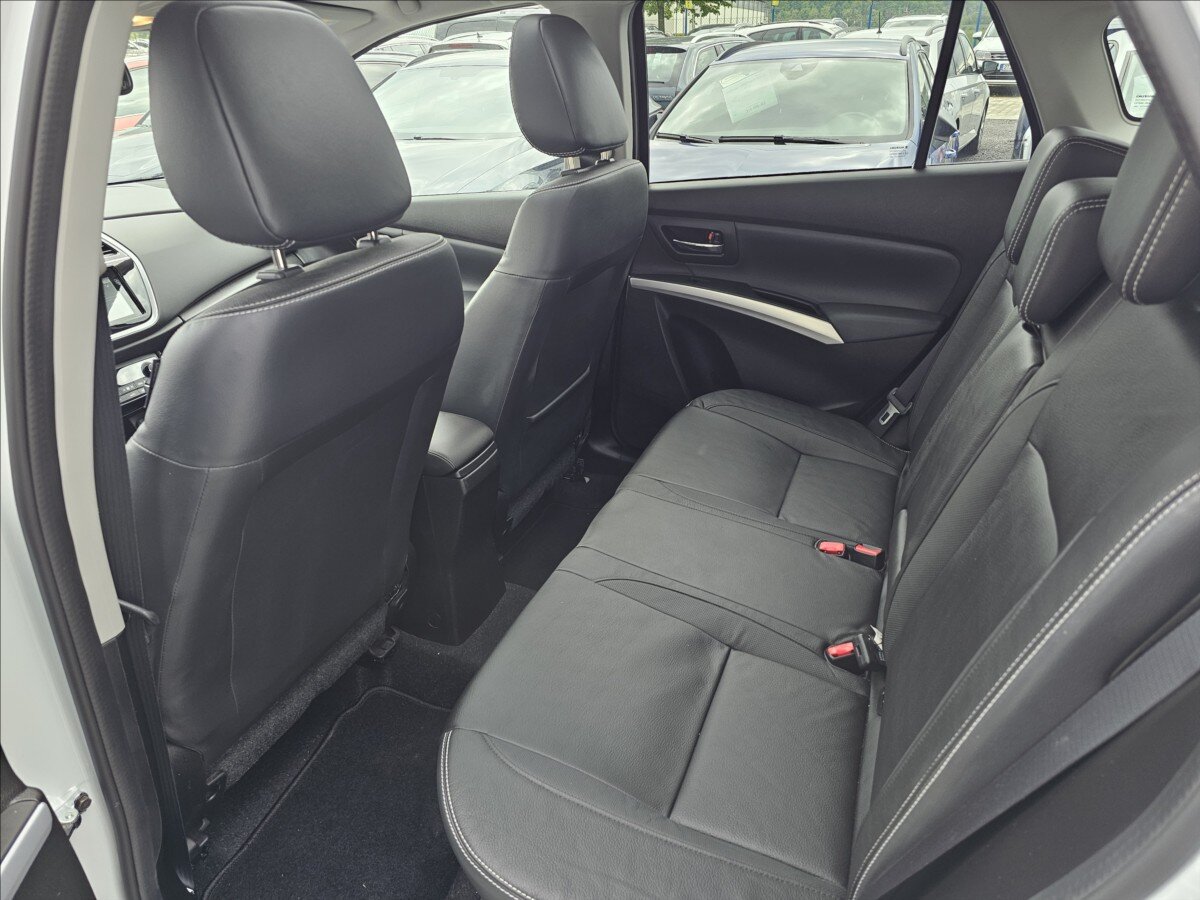 Suzuki SX4 S-Cross Hatchback 1,4 l 103 kw