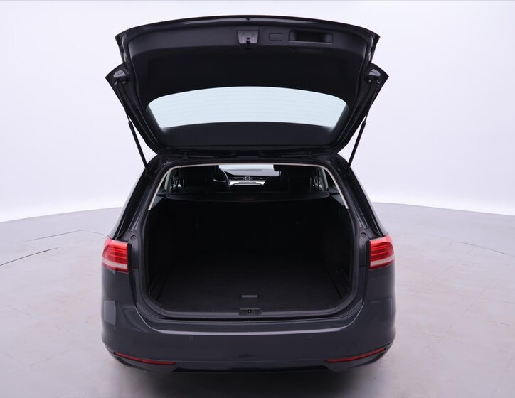 Volkswagen Passat Kombi 2,0 l 110 kw