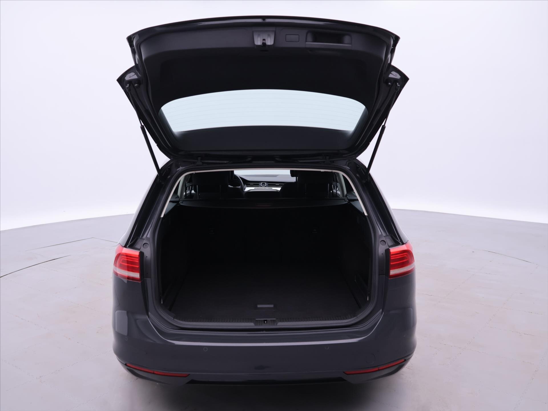 Volkswagen Passat Kombi 2,0 l 110 kw