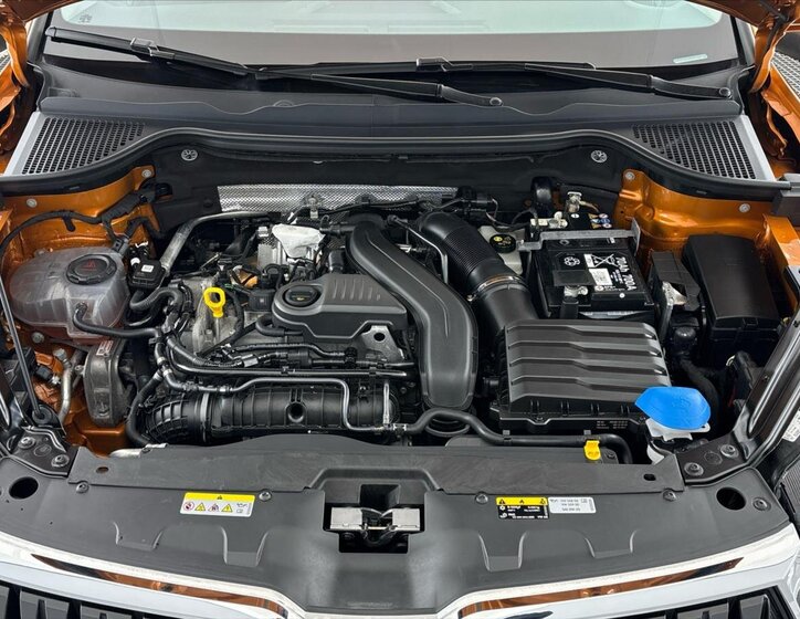 Škoda Karoq SUV / Terénní 1,5 l 110 kw
