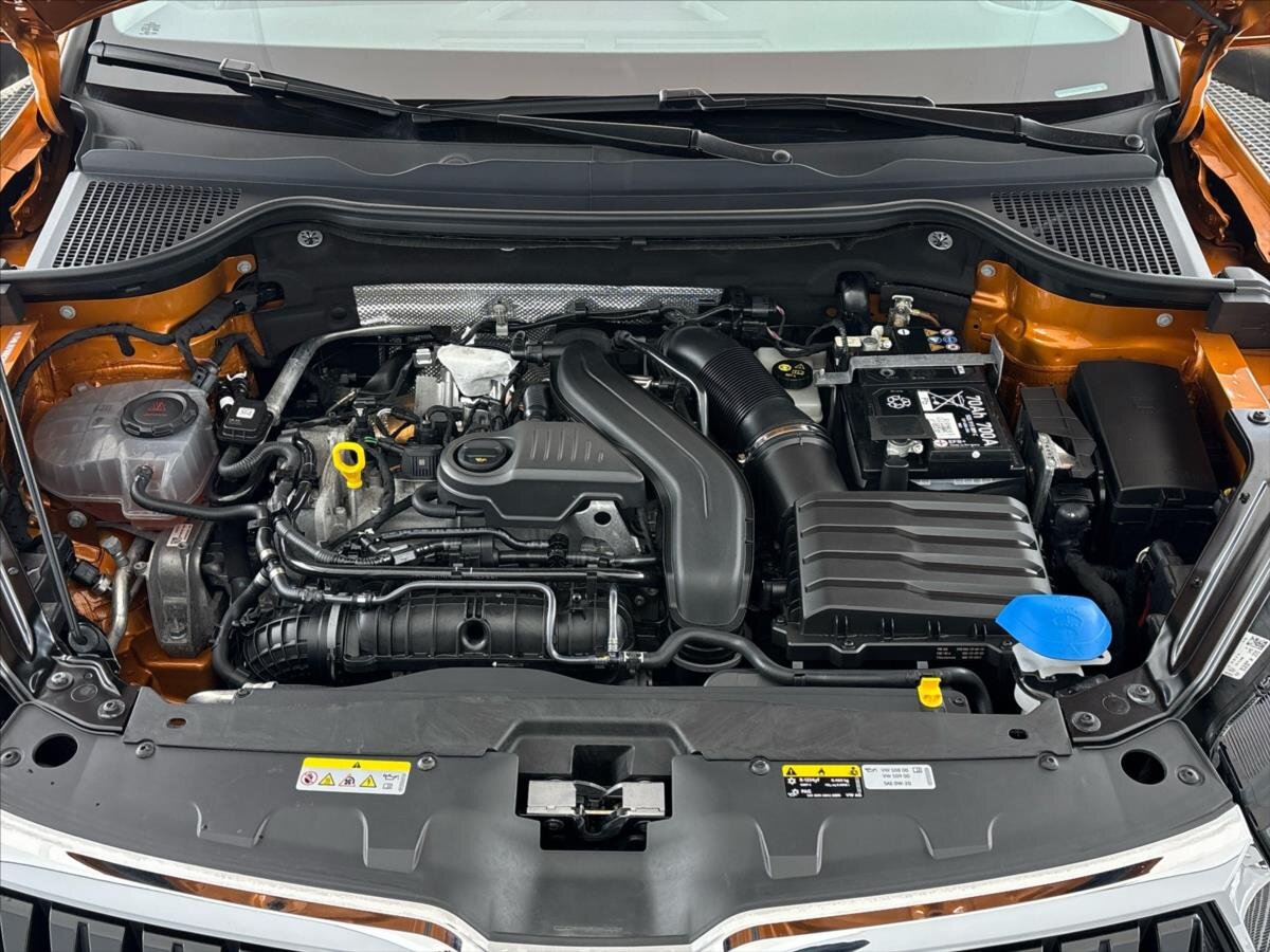 Škoda Karoq SUV / Terénní 1,5 l 110 kw