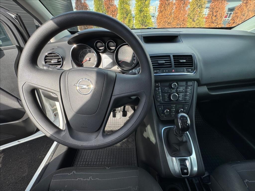 Opel Meriva MPV 1,4 l 74 kw