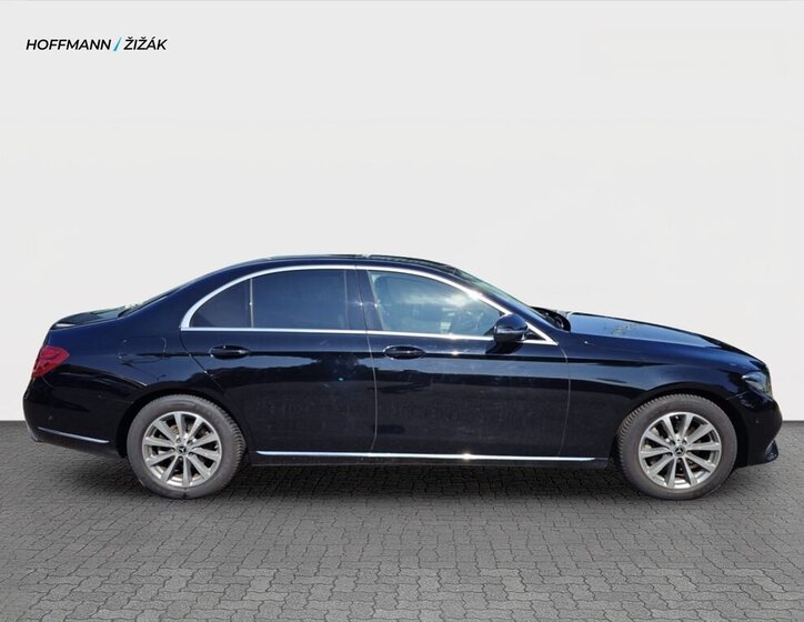 Mercedes-Benz Třídy E 4