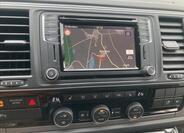 Volkswagen Multivan 16