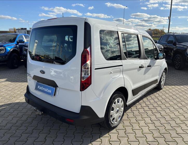 Ford Transit Connect 5