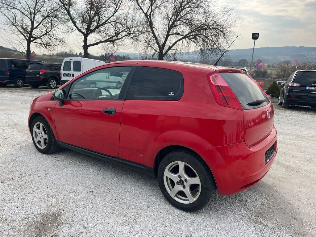 Fiat Grande Punto Kombi 1,2 l 48 kw