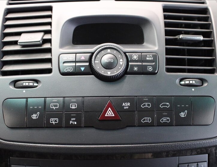 Mercedes-Benz Viano Kombi 3,0 l 165 kw