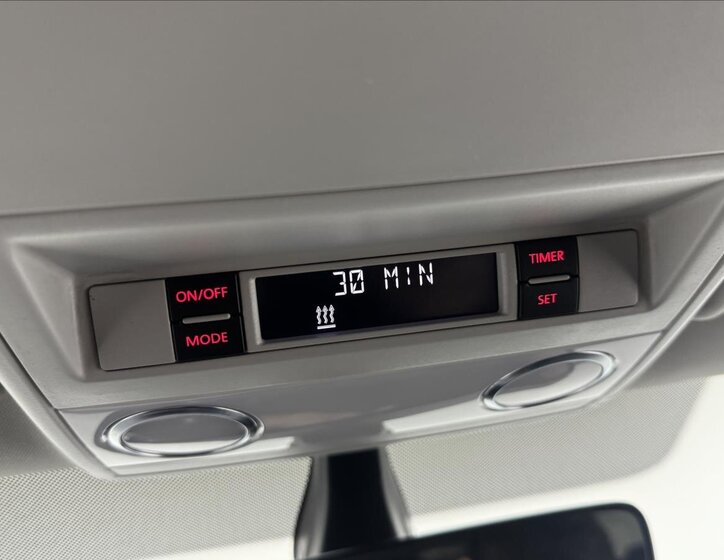 Volkswagen Caravelle Kombi 2,0 l 110 kw