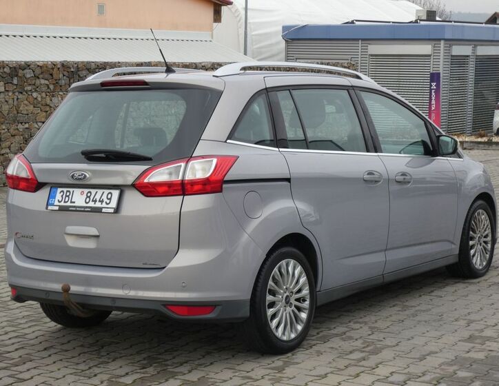 Ford Grand C-MAX 11