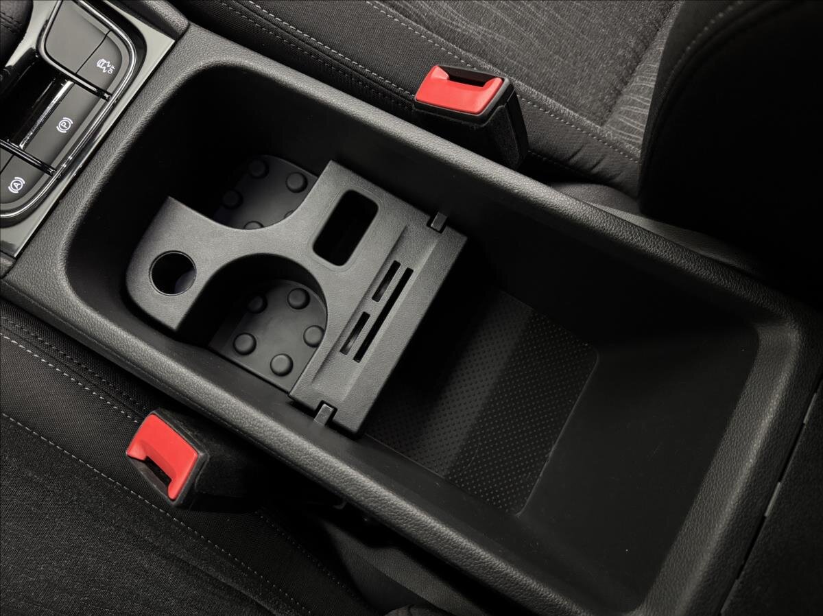 Škoda Karoq SUV 1,5 l 110 kw