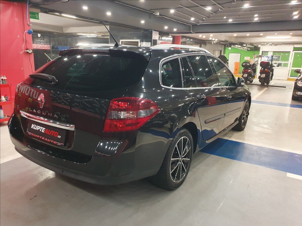 Renault Laguna Kombi 2,0 l 103 kw