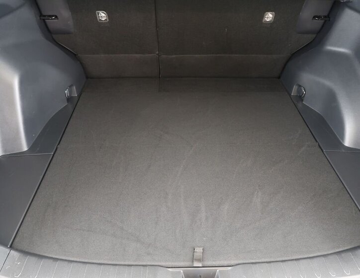 Toyota RAV4 SUV / Terénní 2,5 l 131 kw