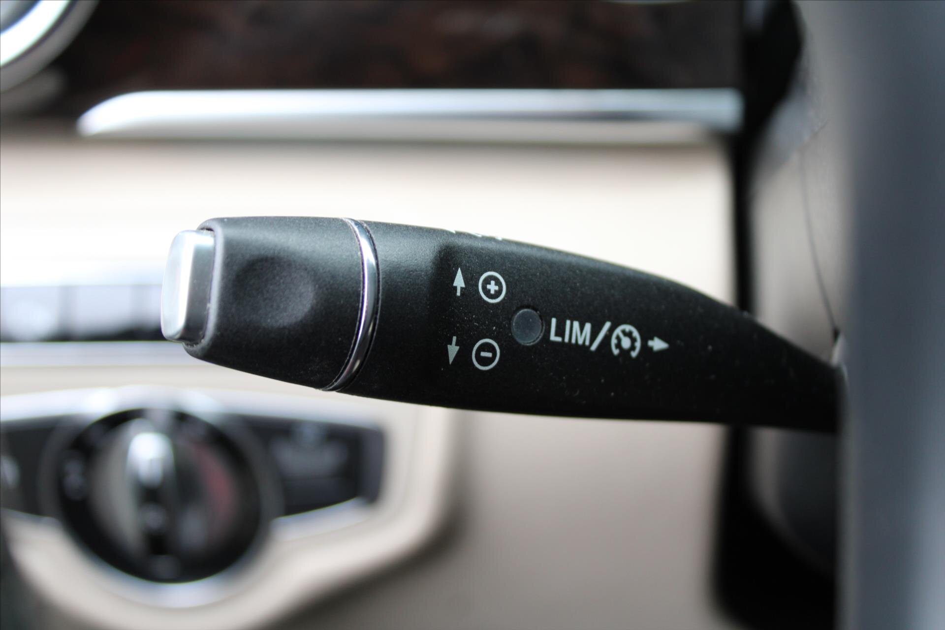 Mercedes-Benz Třídy V MPV 2,1 l 140 kw