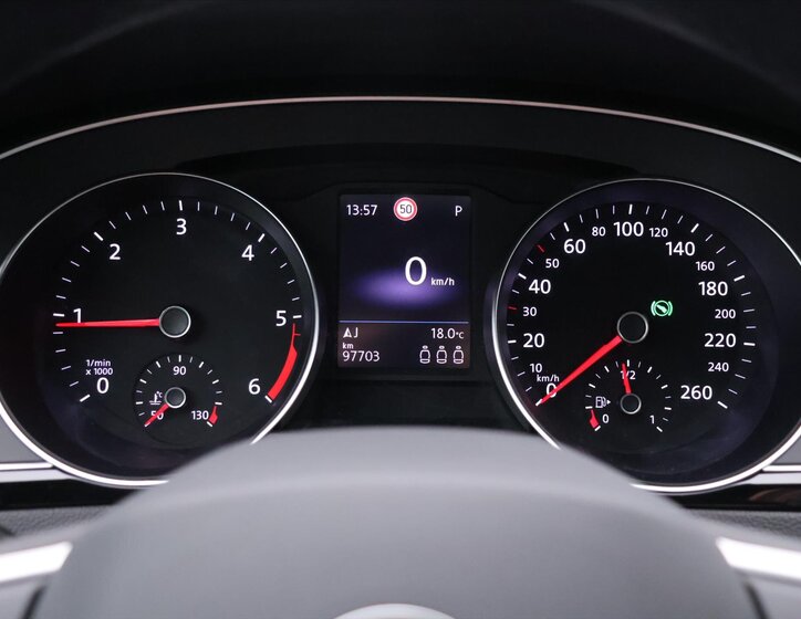 Volkswagen Passat Kombi 2,0 l 110 kw