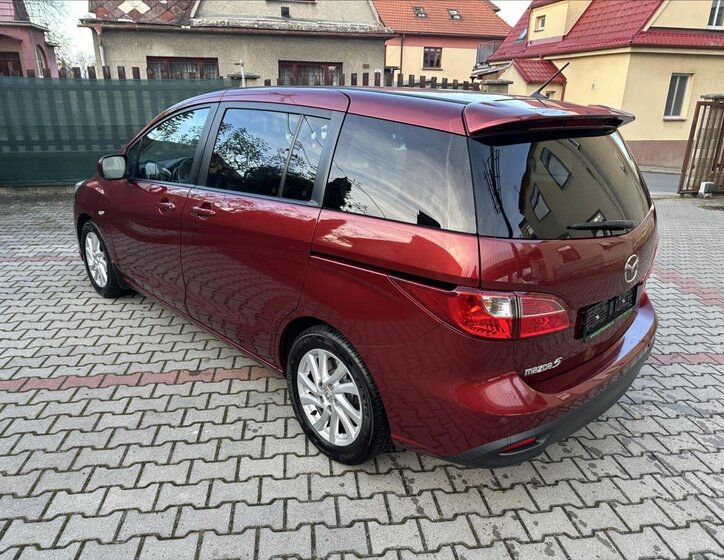 Mazda 5 8